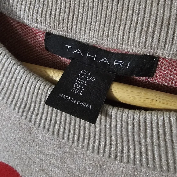 Women's Tahari Heart ❤️ Sweater Sz L - Picture 4 of 4